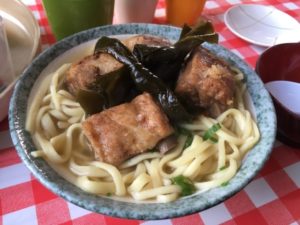 名護の沖縄そば有名店！！